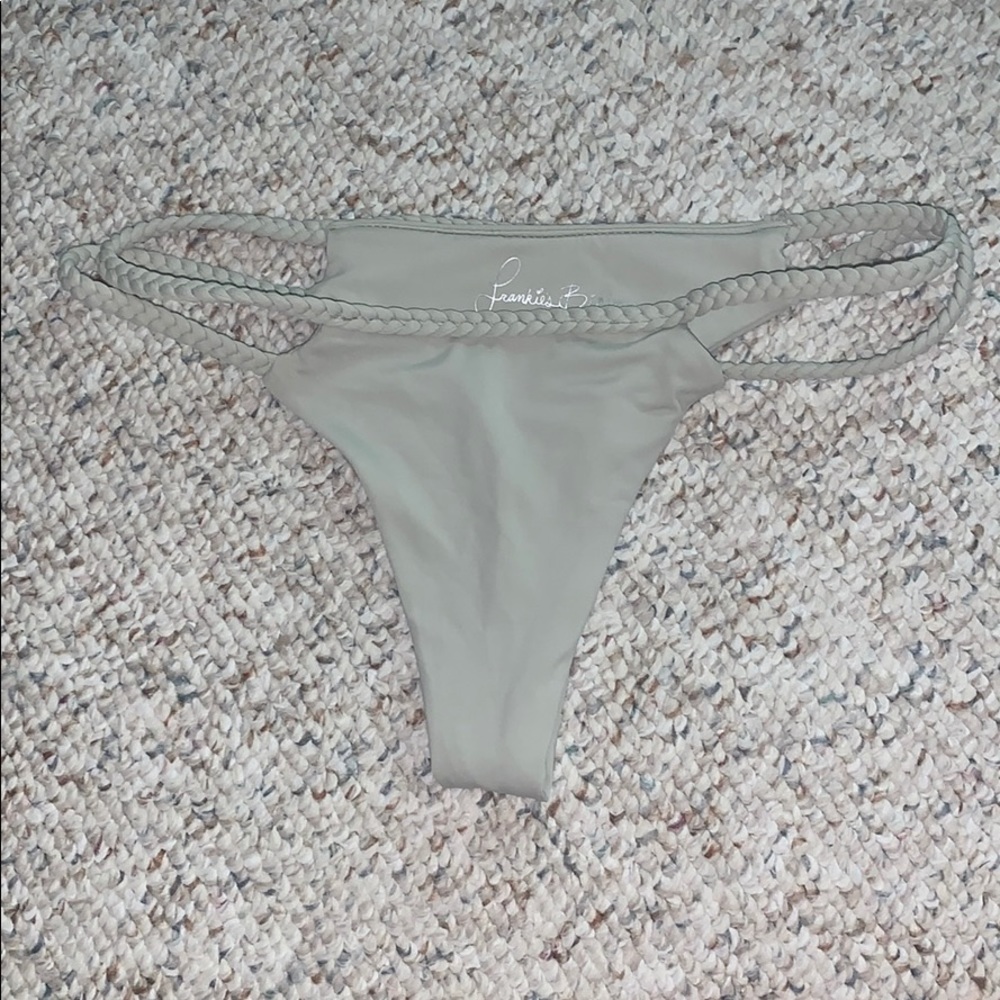 Frankie’s Bikinis Bottom S